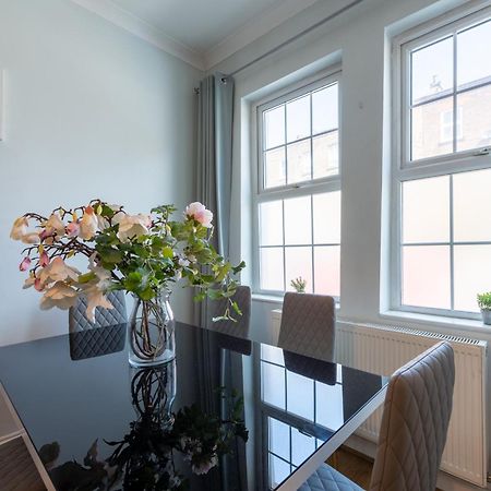 Spacious Comfy 2Br Flat Londra Esterno foto