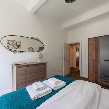 Spacious Comfy 2Br Flat Londra Esterno foto
