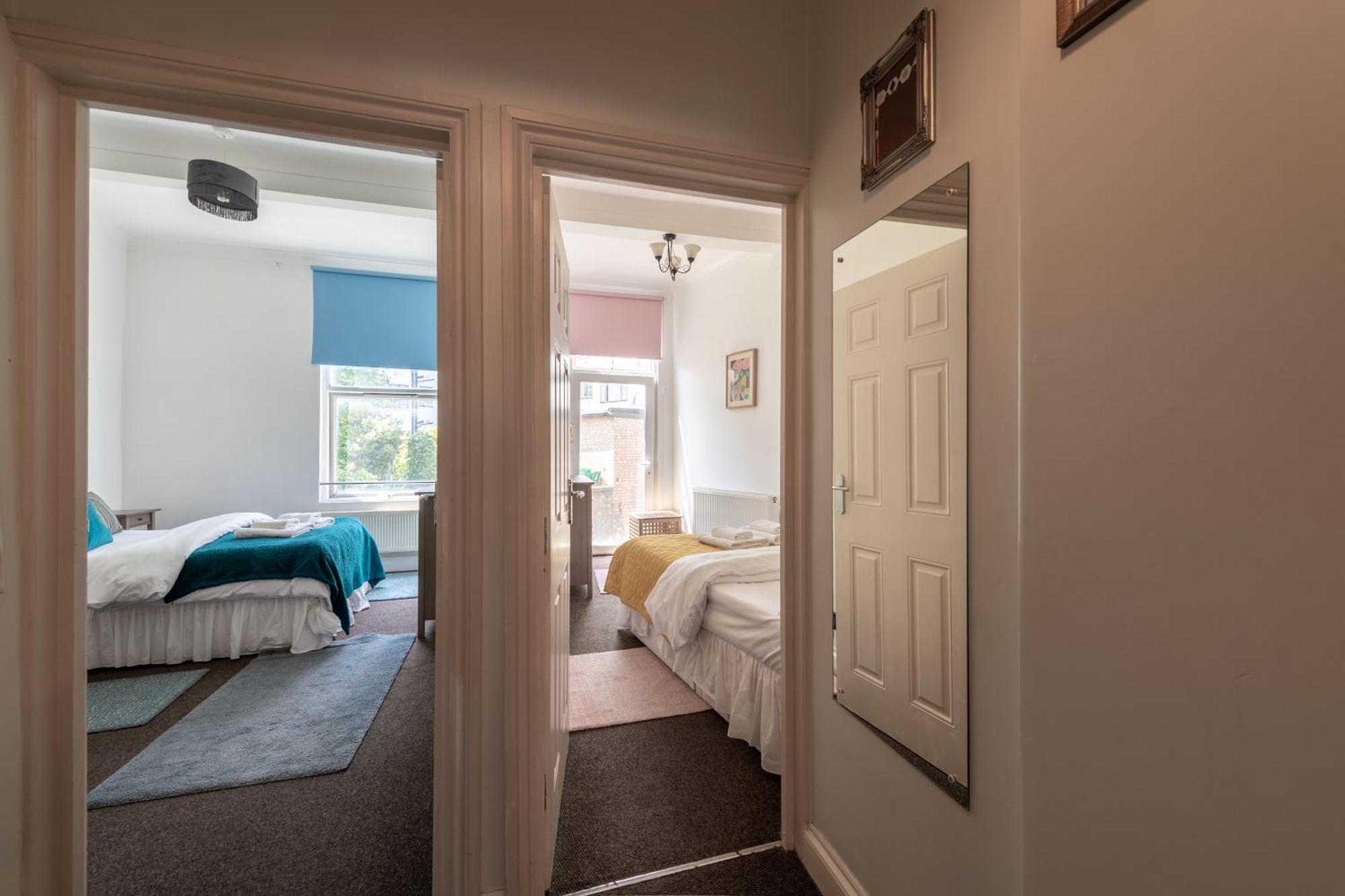 Spacious Comfy 2Br Flat Londra Esterno foto